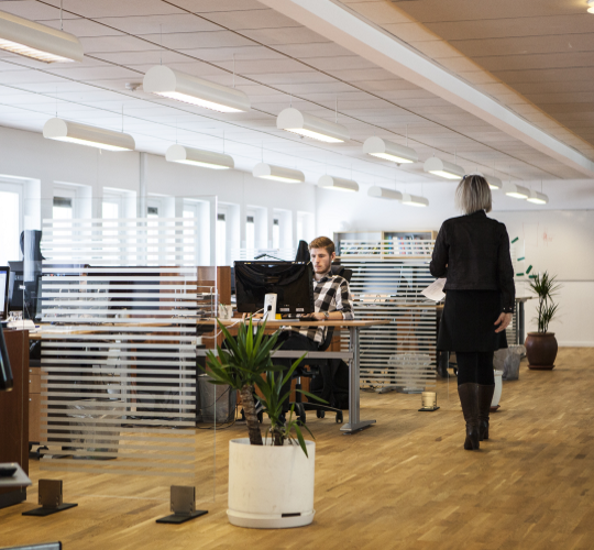 Bürobetrieb © Bild von Louise Hoffmann83 auf Pixabay Bürobetrieb © Bild von Louise Hoffmann83 auf Pixabay